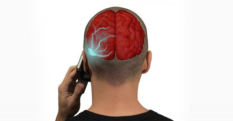 Mobile phones do cause brain tumours, Italian court upholds image 