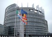 Carenza medicinali, il Parlamento Europeo approva risoluzione